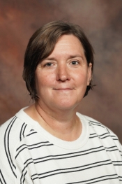 Umentum, Amy