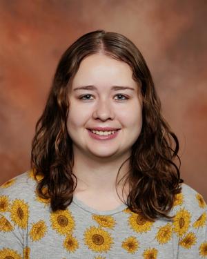 Image of Holly Umentum